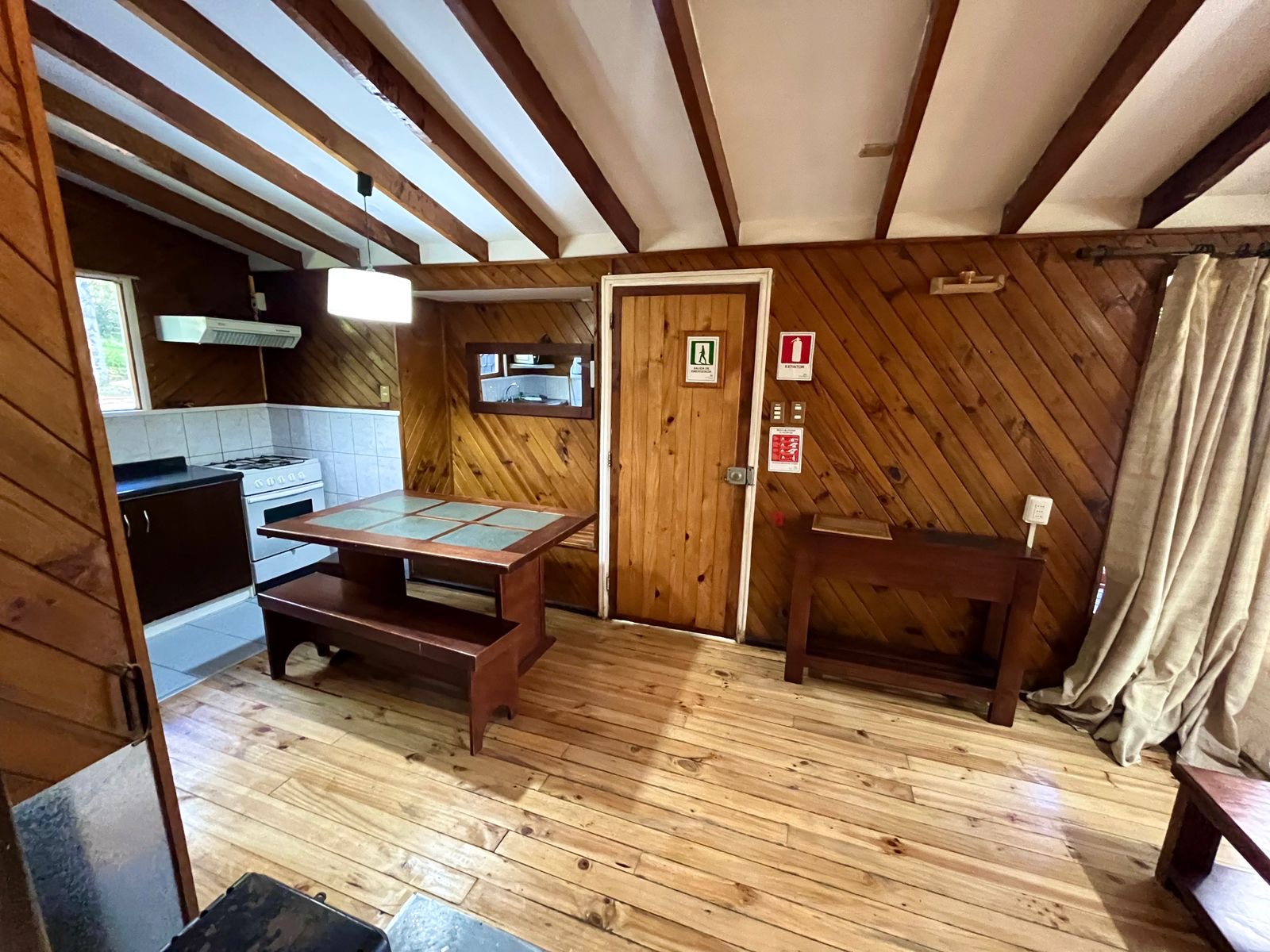 c0eb8674-93be-4333-8b87-b949c5d47f31